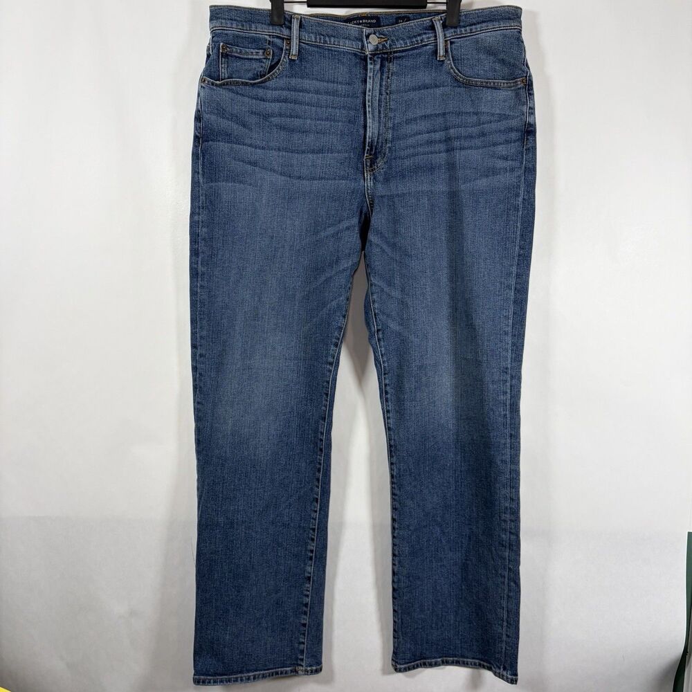 Lucky Brand 181 Relaxed Straight Jeans Men 38x32 (38x33 Actual) Blue Medium Wash
